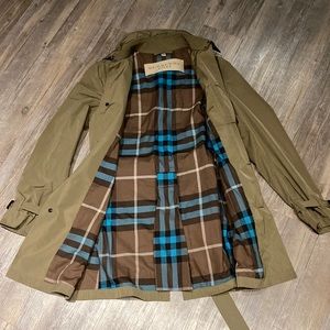 Burberry Britt Trench coat 🧥